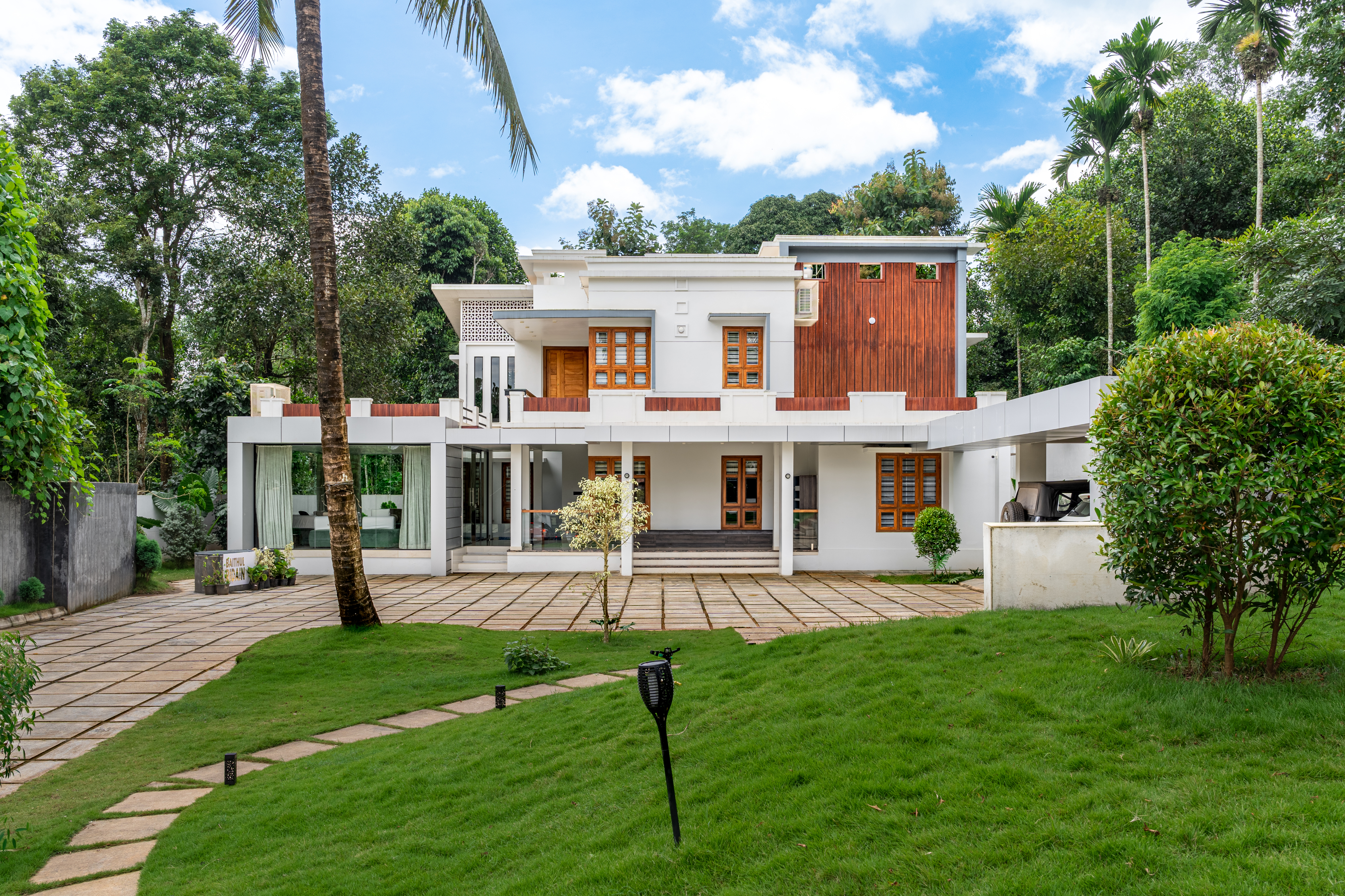 Baitul Raidan — White House, Panamaram, Kerala
